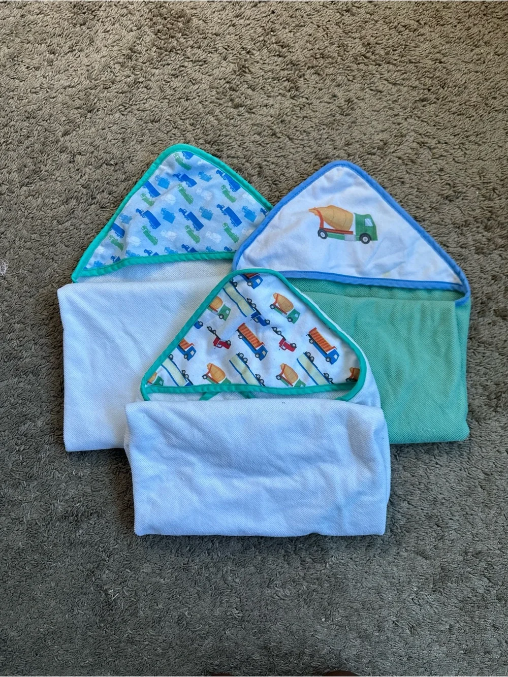 Set of 3 hooded baby towels